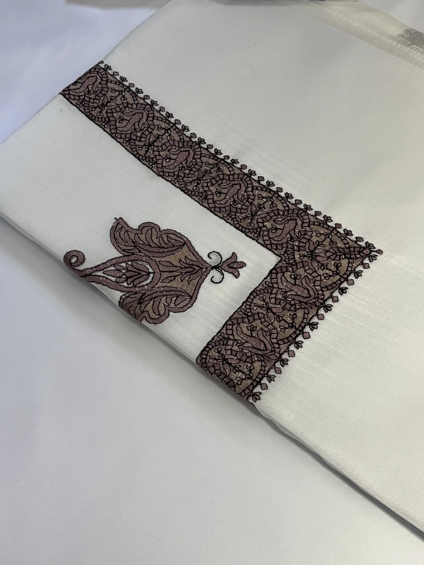 An-Nur Collection Type F
